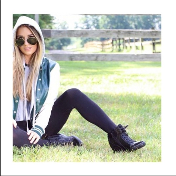 ISO: JESSIE JAMES DECKER KITTENISH JACKET - Picture 2 of 2